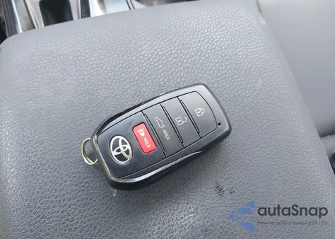 2025 Toyota Camry Se z USA, uszkodzony, nr VIN 4T1DAACK6SU032685